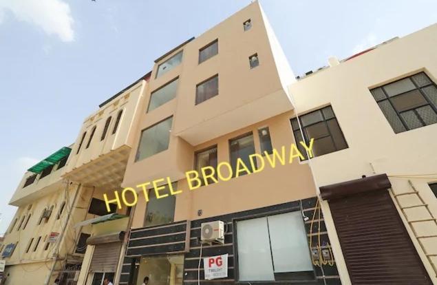 Hotel Broadway Nuova Delhi Esterno foto